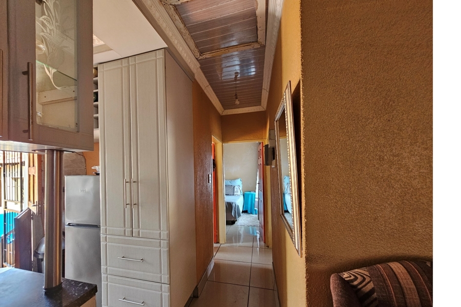 2 Bedroom Property for Sale in Tlhabane West North West